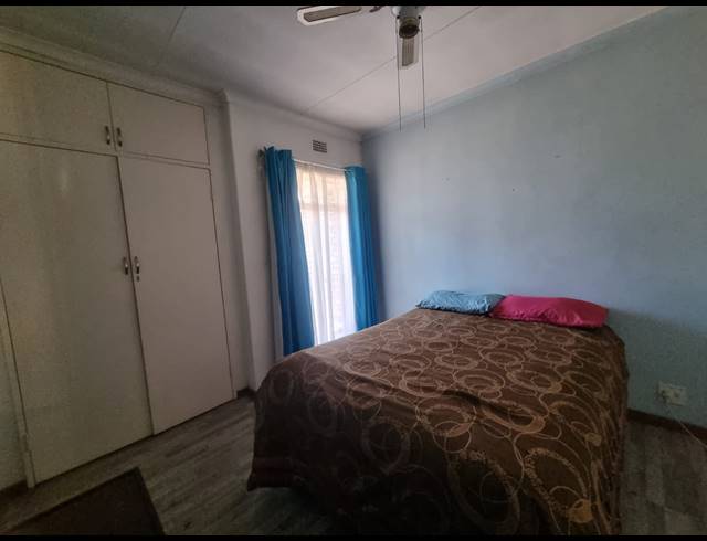 4 BEDROOM HOUSE FOR SALE IN THREE RIVERS EAST